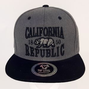 NWT Black California Republic Snapback Embroidered Hat Top Level Snapback Cotton